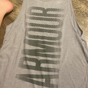 gray under armor tank top size xs